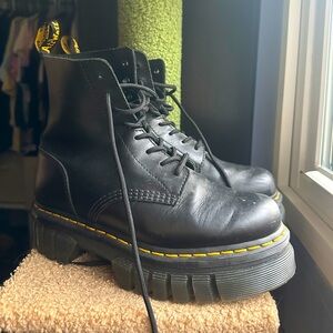 Worn a handful of times.